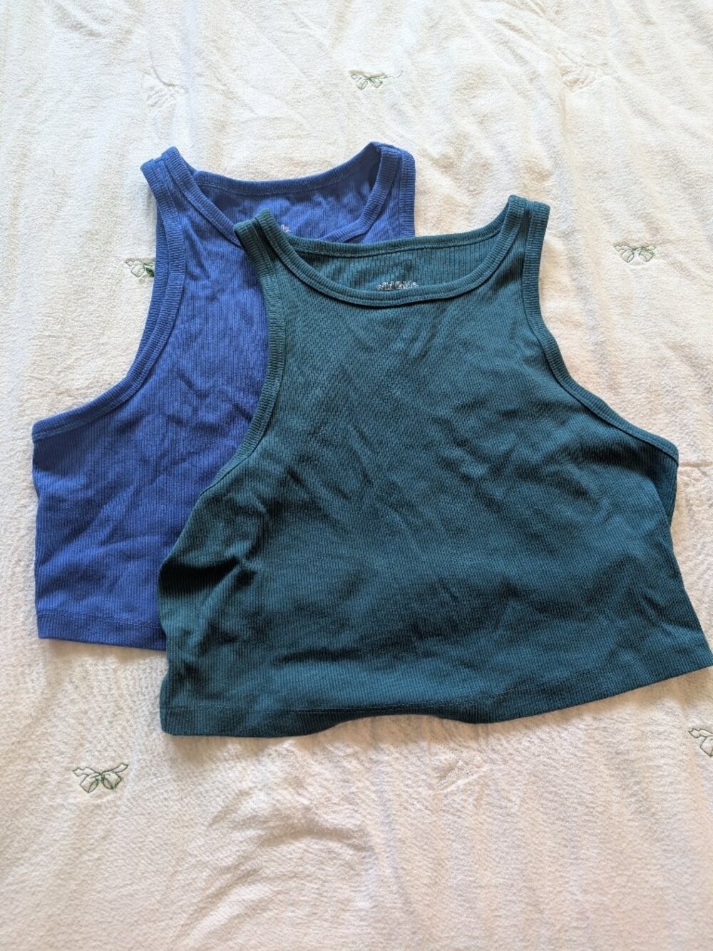 Lot! 2 Cropped tank tops blue teal